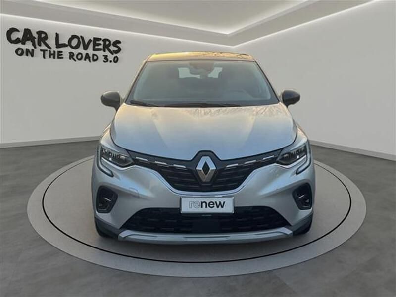Usata Renault Captur Intens 101 CV (74 kW) 2023 Grigio chiaro SUV