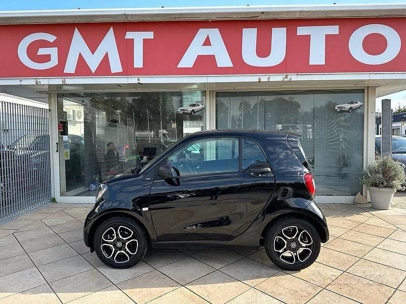 Begagnad Smart ForTwo Coupé Passion 90 HK (66 kW) 2016 Svart Halvkombi