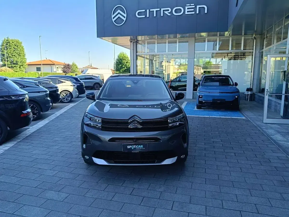 Usata Citroën C5 Aircross 131 CV (96 kW) 2024 Grigio platinum / tetto nero SUV