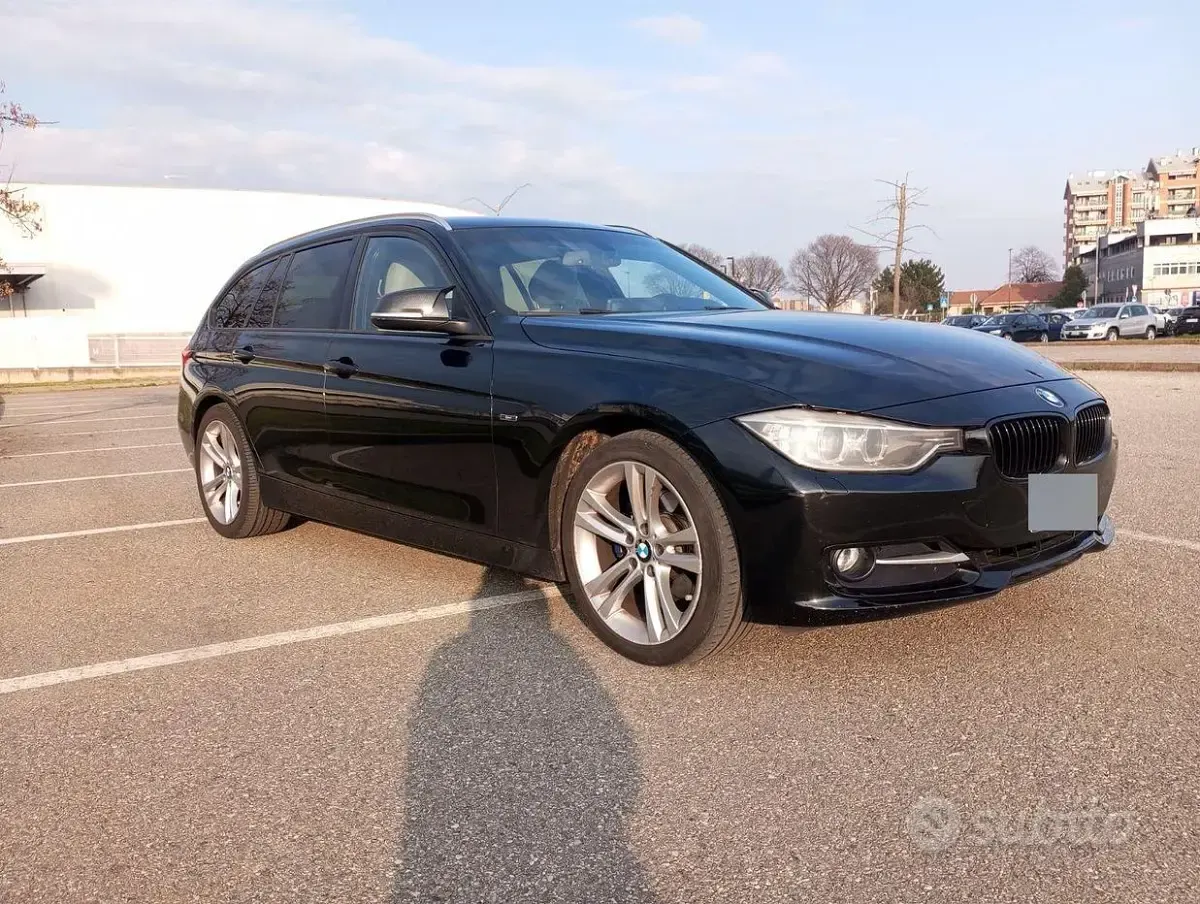 Usata BMW 320 184 CV (135 kW) 2013 Nero Station wagon