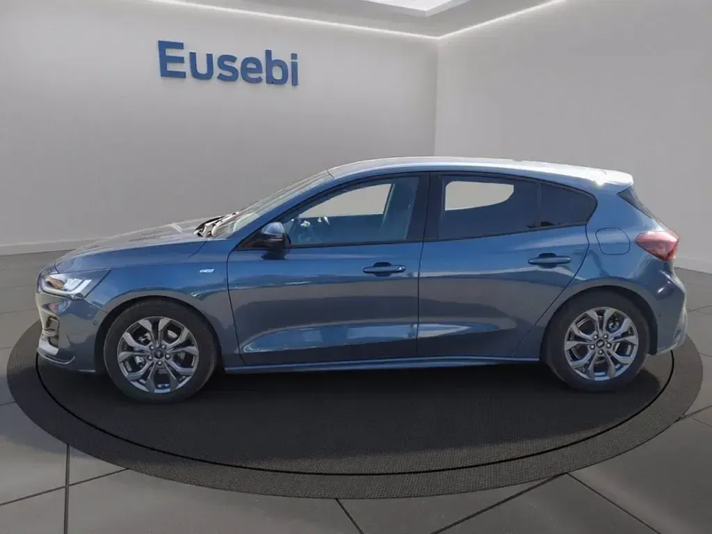 Usata Ford Focus ST-Line 125 CV (91 kW) 2024 Magnetic grey Berlina