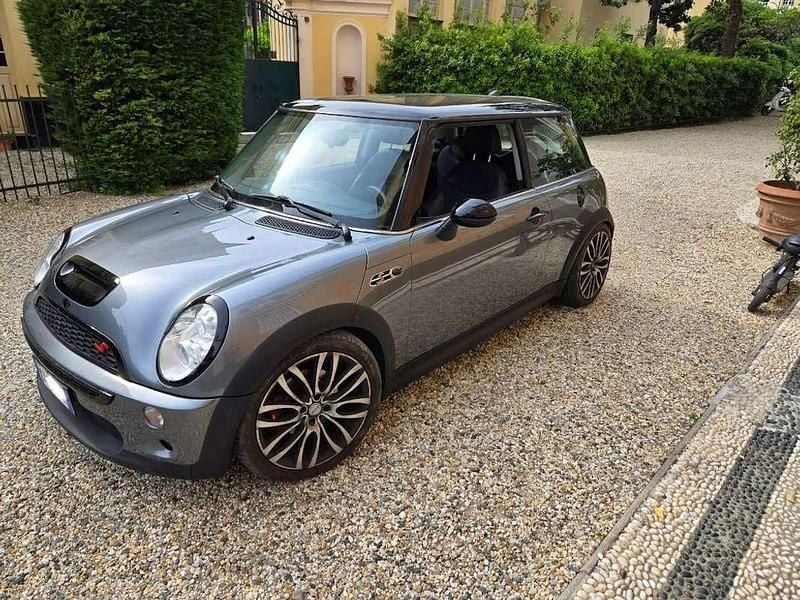 Usata Mini Cooper S 170 CV (125 kW) 2005 Grigio Utilitaria