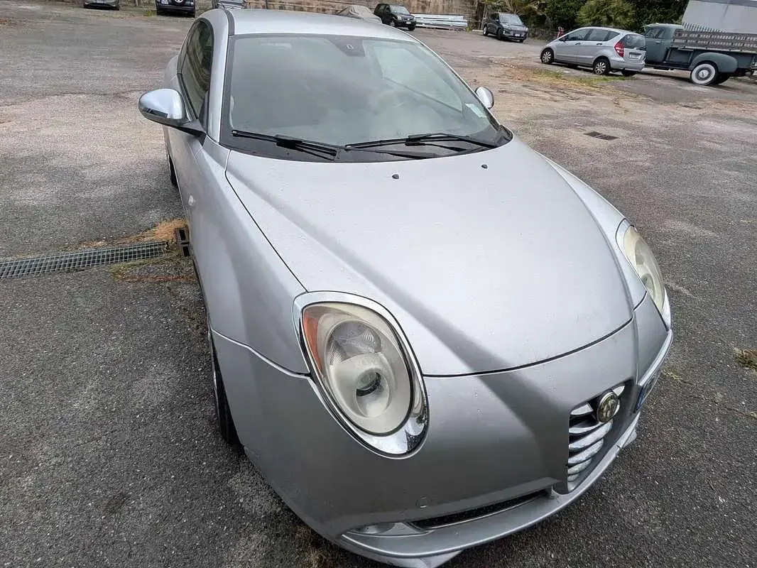 Usata Alfa Romeo MiTo 120 CV (88 kW) 2009 Grigio Utilitaria