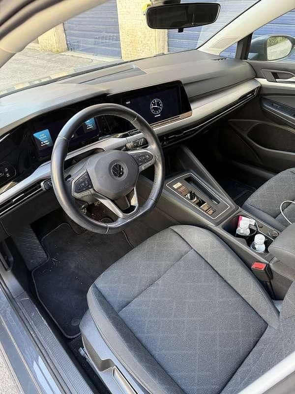 Usata VW Golf VIII Life 150 CV (110 kW) 2020 Berlina