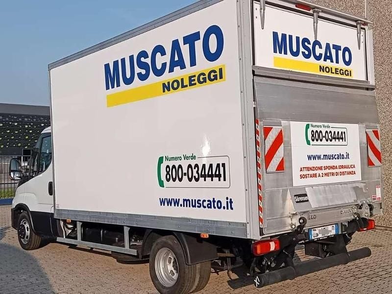 Usata Iveco Daily 160 CV (117 kW) 2024 Bianco Furgone