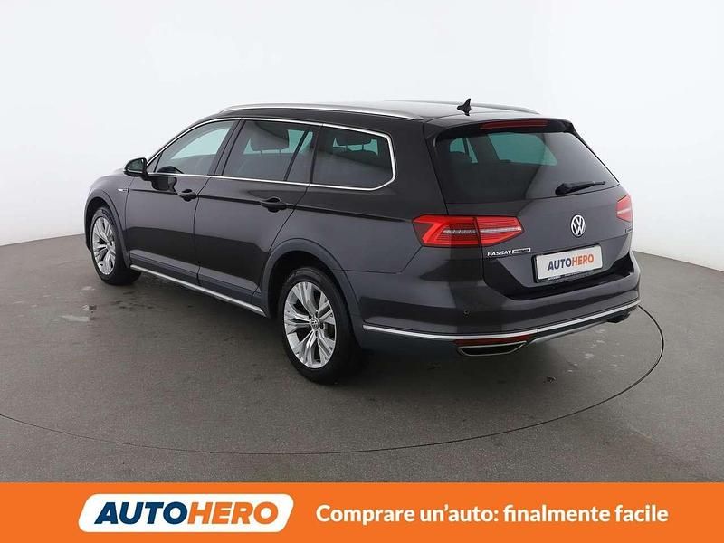 Usata VW Passat Alltrack 190 CV (139 kW) 2018 Grigio Station wagon