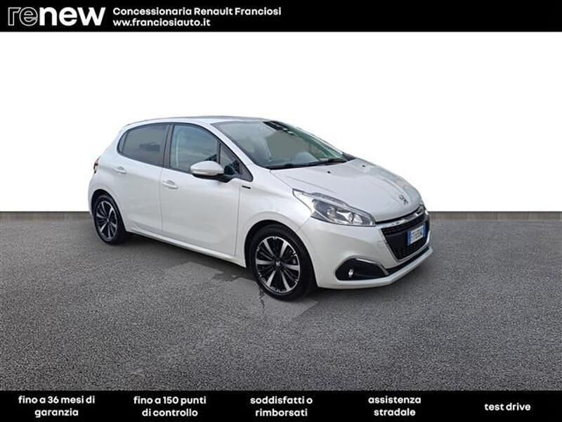 Usata Peugeot 208 Signature Sky 83 CV (61 kW) 2019 Bianco Utilitaria