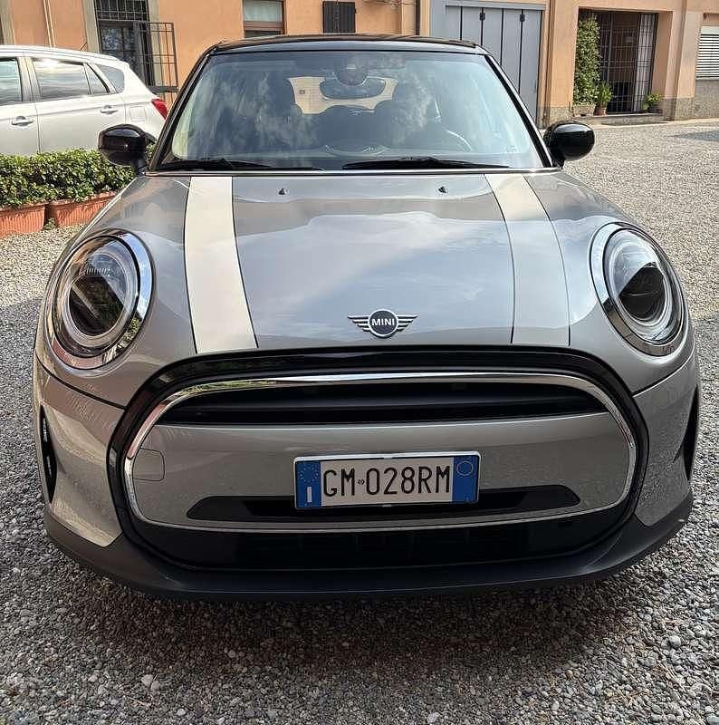 Usata 2023 Mini Cooper Essential Utilitaria | 25.000 € (Buon prezzo) - Immagine 1/4
