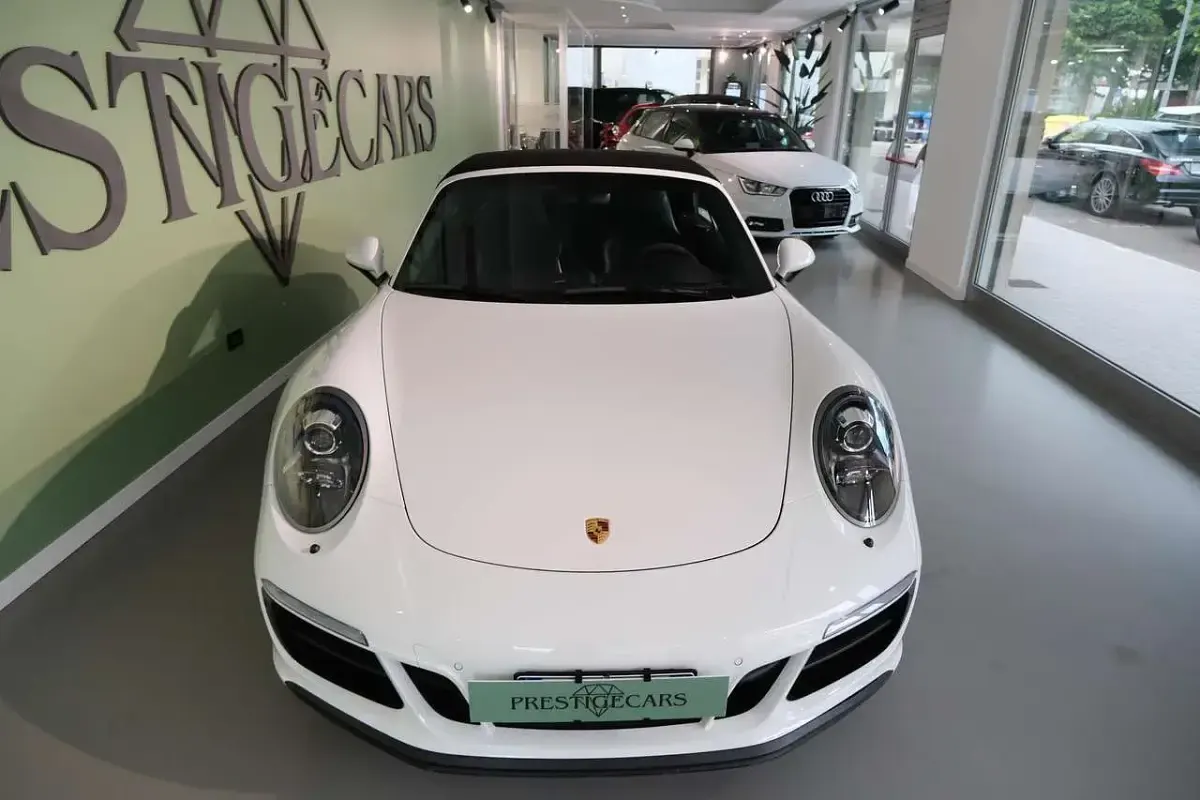 Usata Porsche 911 Carrera GTS 450 CV (330 kW) 2018 Bianco Berlina
