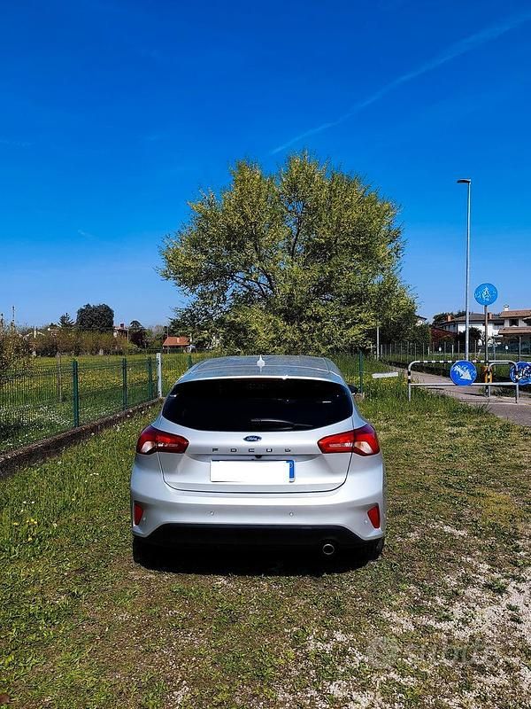 Usata Ford Focus Business Edition 95 CV (69 kW) 2019 Grigio Berlina