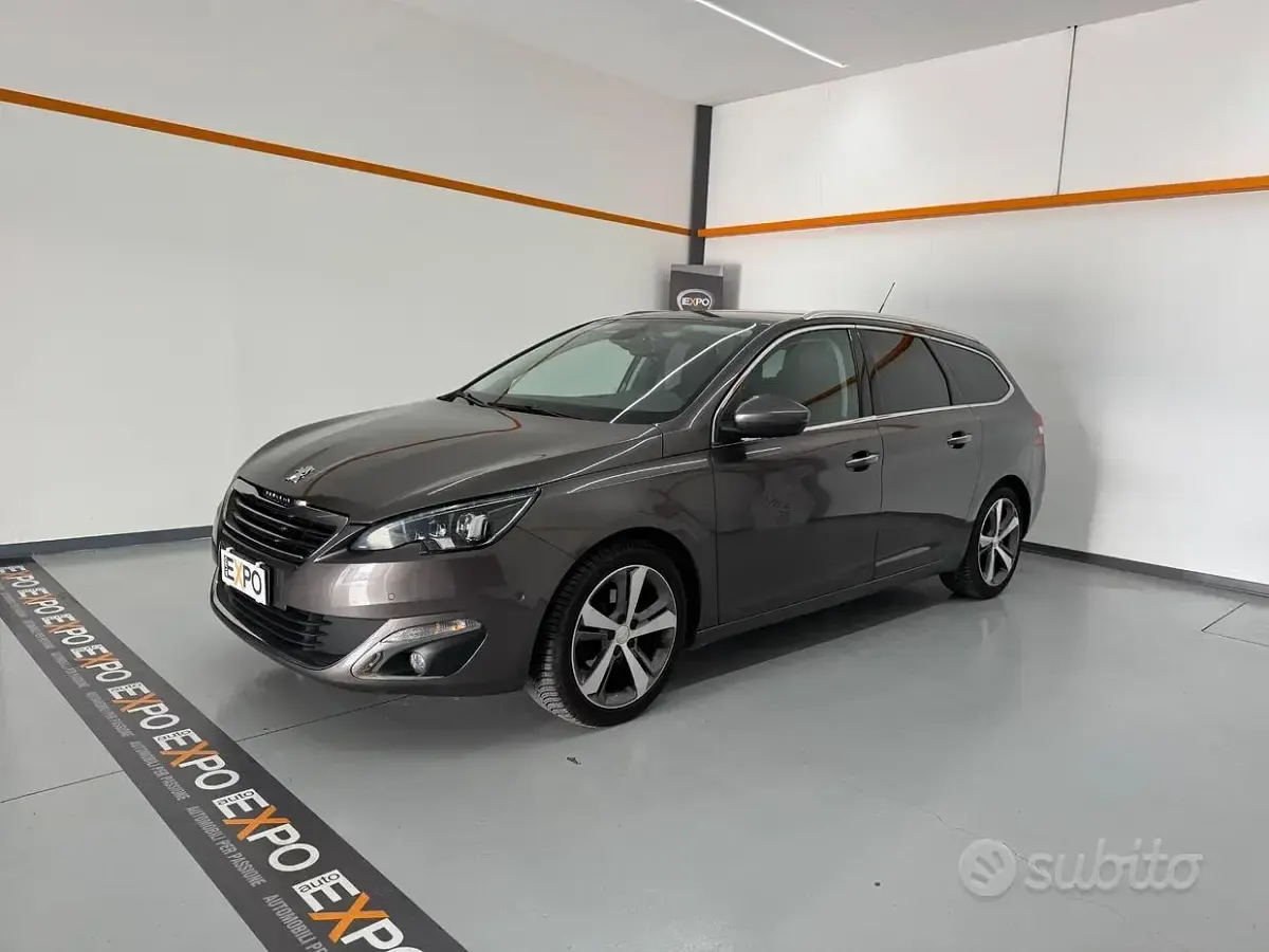 Usata Peugeot 308 Allure 116 CV (85 kW) 2015 Marrone Station wagon