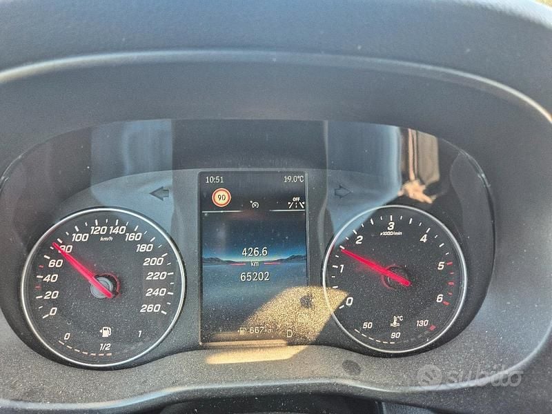 Occasion Mercedes Vito 163 ch (119 kW) 2025 Gris Van