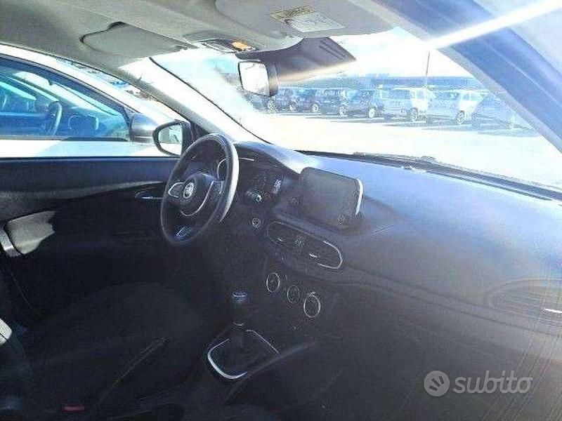 Usata Fiat Tipo 101 CV (74 kW) 2023 Bianco Berlina