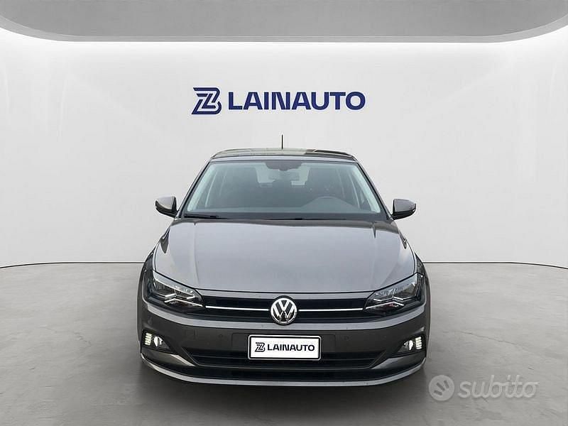 Usata VW Polo Comfortline 75 CV (55 kW) 2018 Grigio Utilitaria