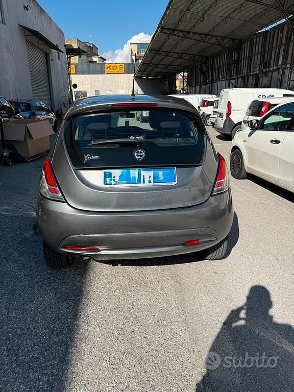 Usata Lancia Ypsilon 80 CV (58 kW) 2013 Utilitaria
