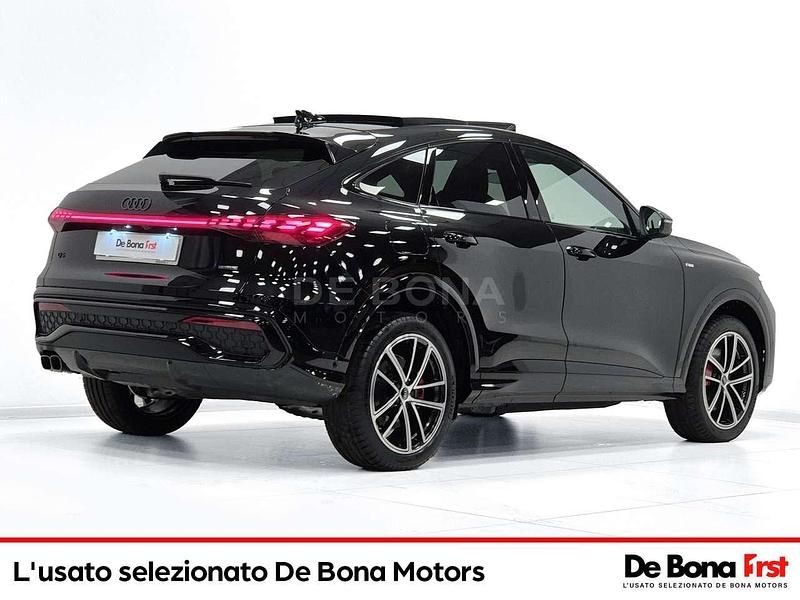 Nuova Audi Q5 Sportback S-Line 204 CV (150 kW) 2026 Nero SUV