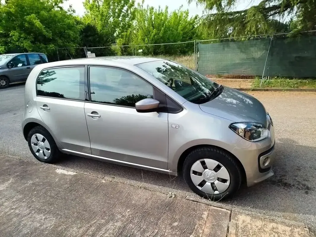 Usata VW up! Move 68 CV (50 kW) 2013 Grigio Utilitaria