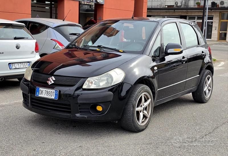 Second-hand Suzuki SX4 90 CP (66 kW) 2007 Negru Break