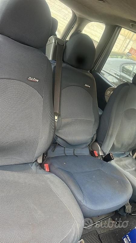 Usata Fiat Multipla 120 CV (88 kW) 2007 Grigio Monovolume