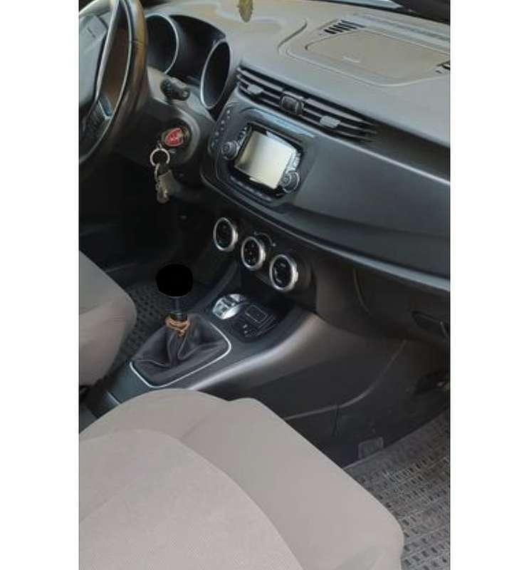Usata Alfa Romeo Giulietta Progression 105 CV (77 kW) 2014 Utilitaria