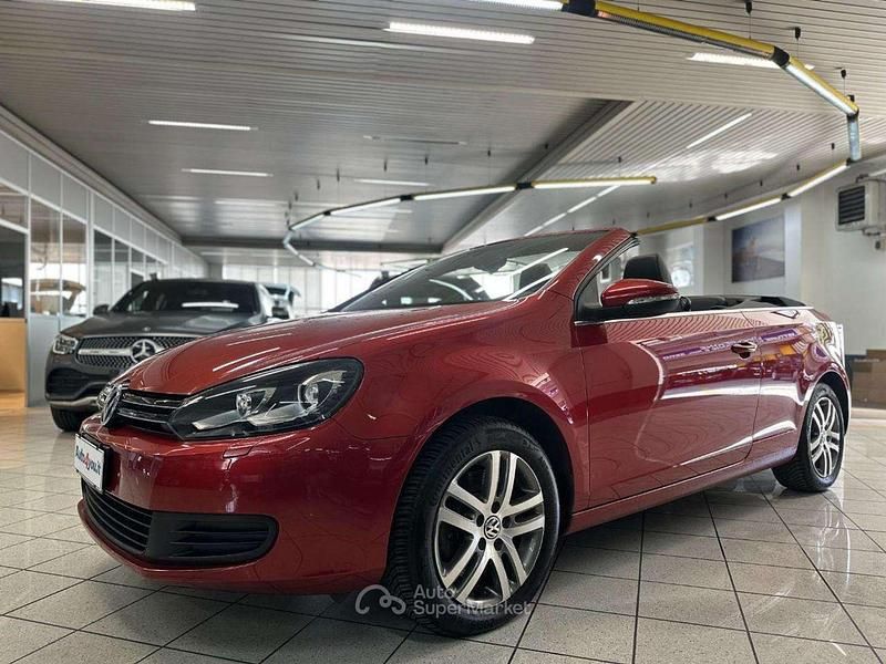 Usata VW Golf Cabriolet 122 CV (89 kW) 2012 Rosso Cabrio