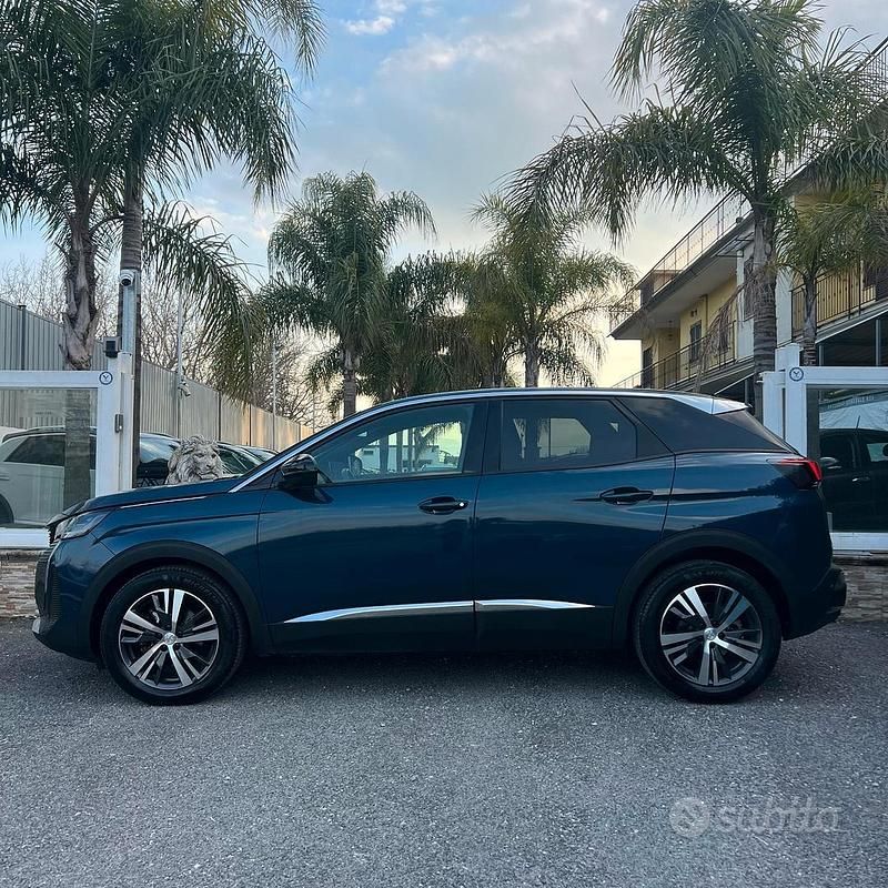 Usata Peugeot 3008 Allure 131 CV (96 kW) 2022 Blu SUV