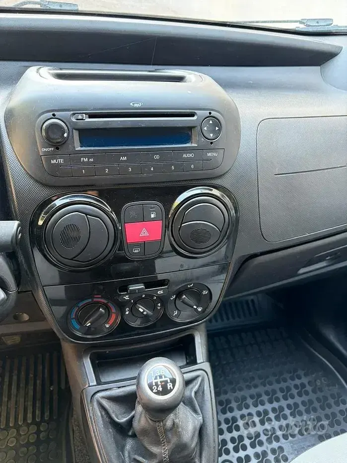 Usata Fiat Qubo Trekking 77 CV (56 kW) 2016 Bianco Monovolume