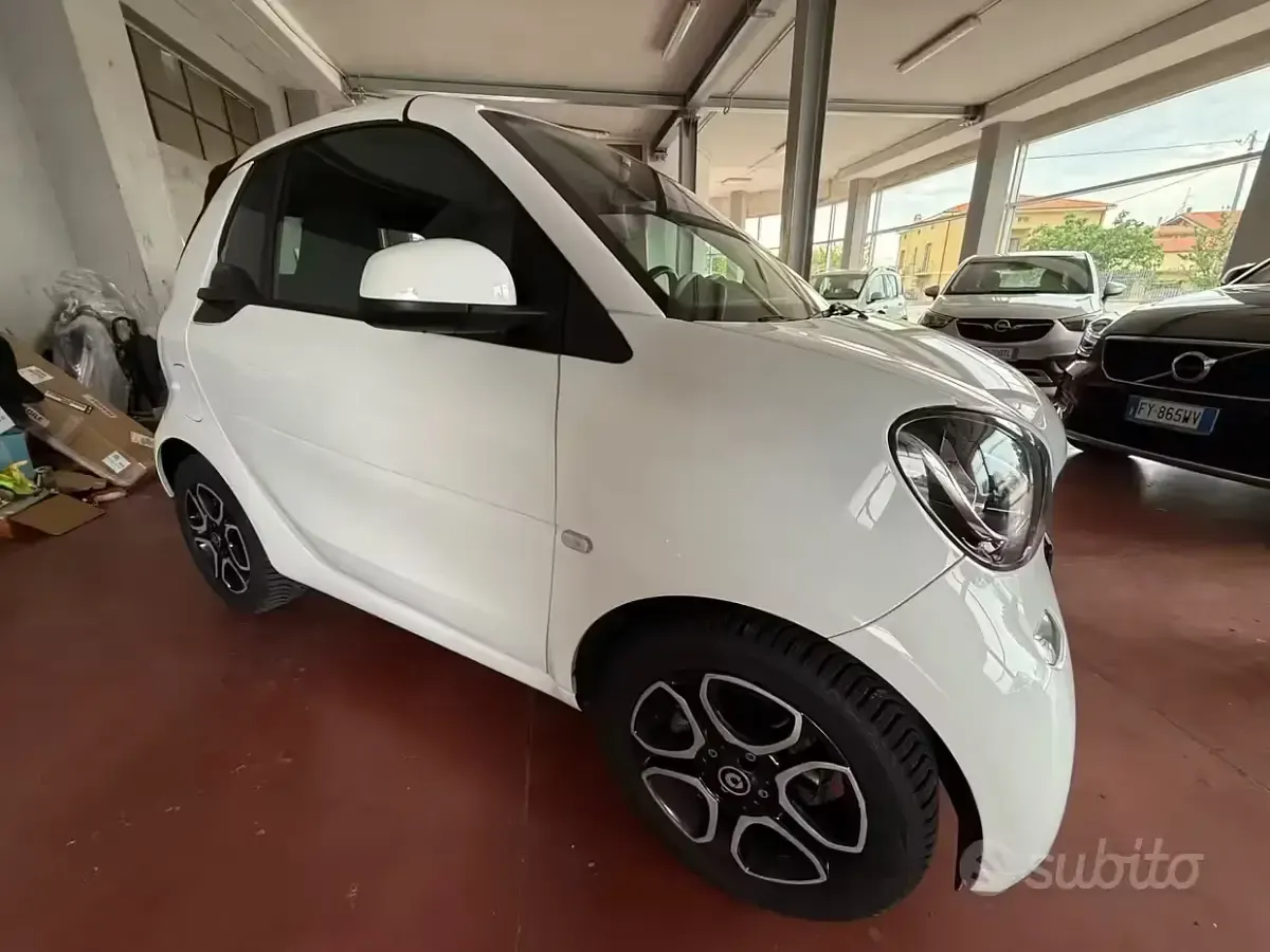 Usata Smart ForTwo Cabrio Proxy 90 CV (66 kW) 2017 Bianco Cabrio