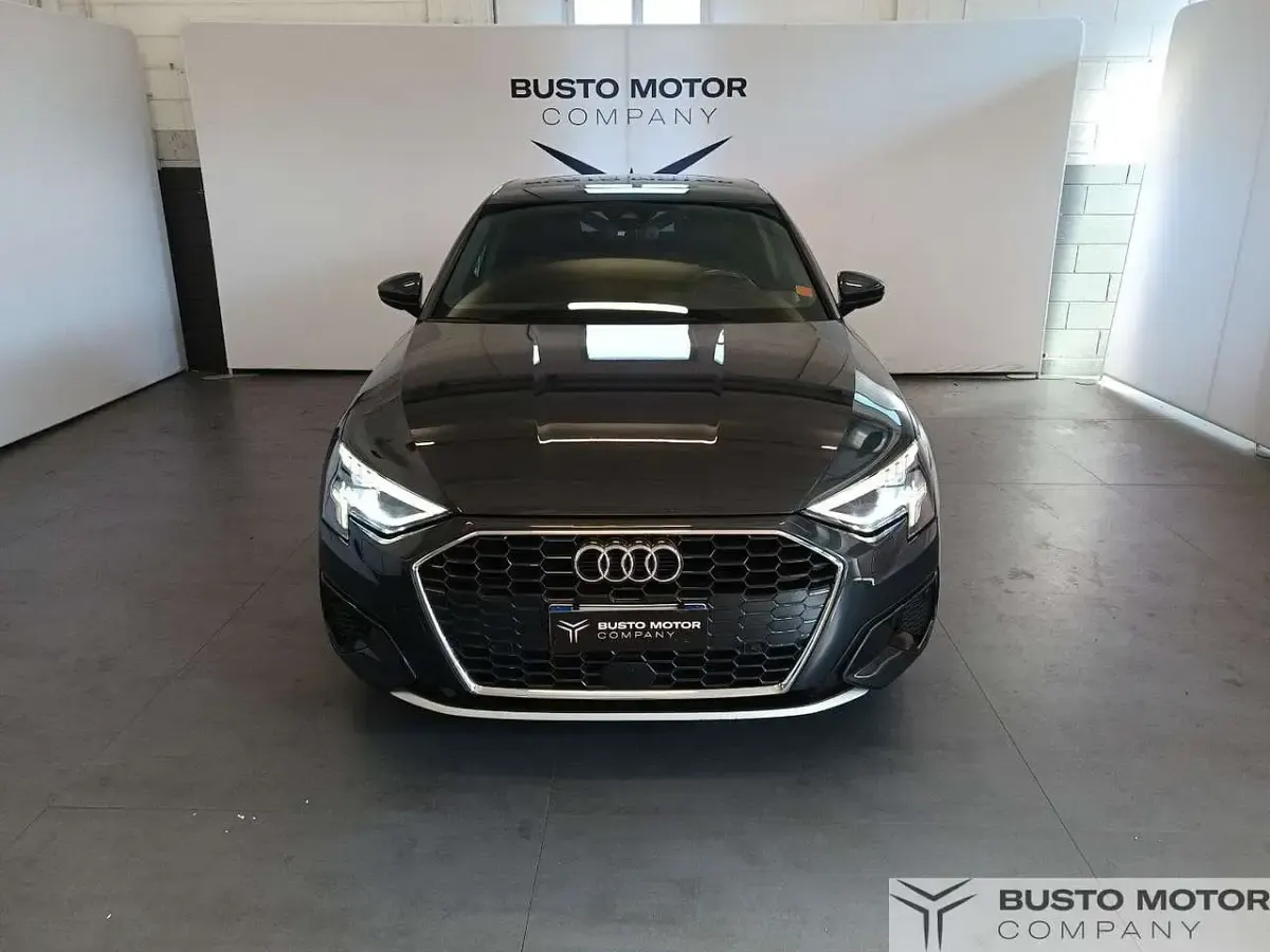 Usata Audi A3 150 CV (110 kW) 2020 Grigio Berlina