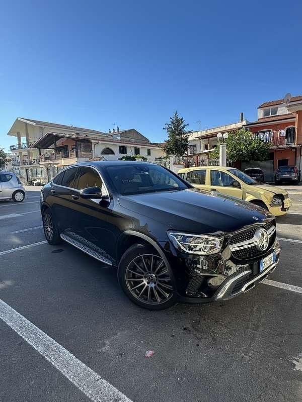 Usata Mercedes GLC220 Premium 194 CV (142 kW) 2020 Nero SUV