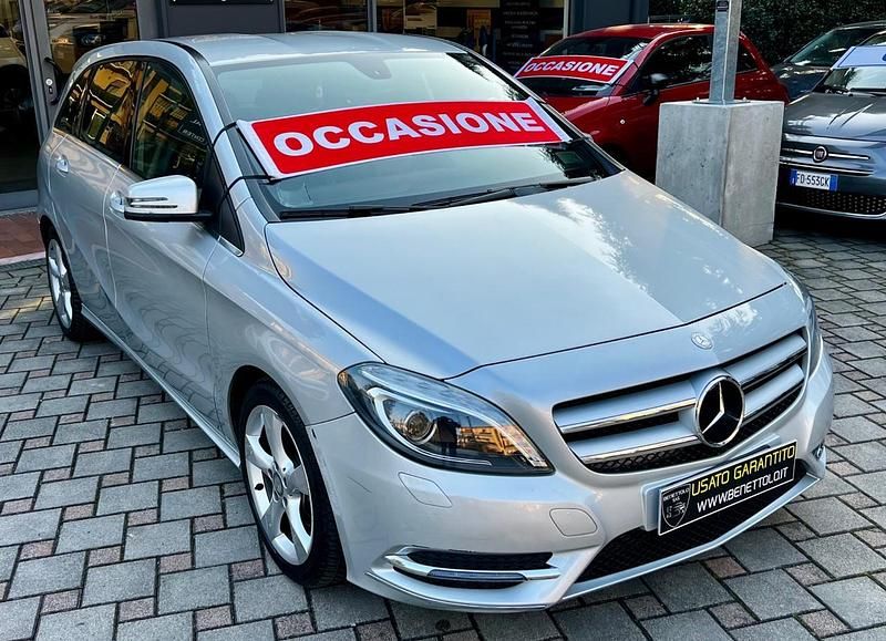 Usata Mercedes B180 Executive 110 CV (80 kW) 2014 Grigio Monovolume