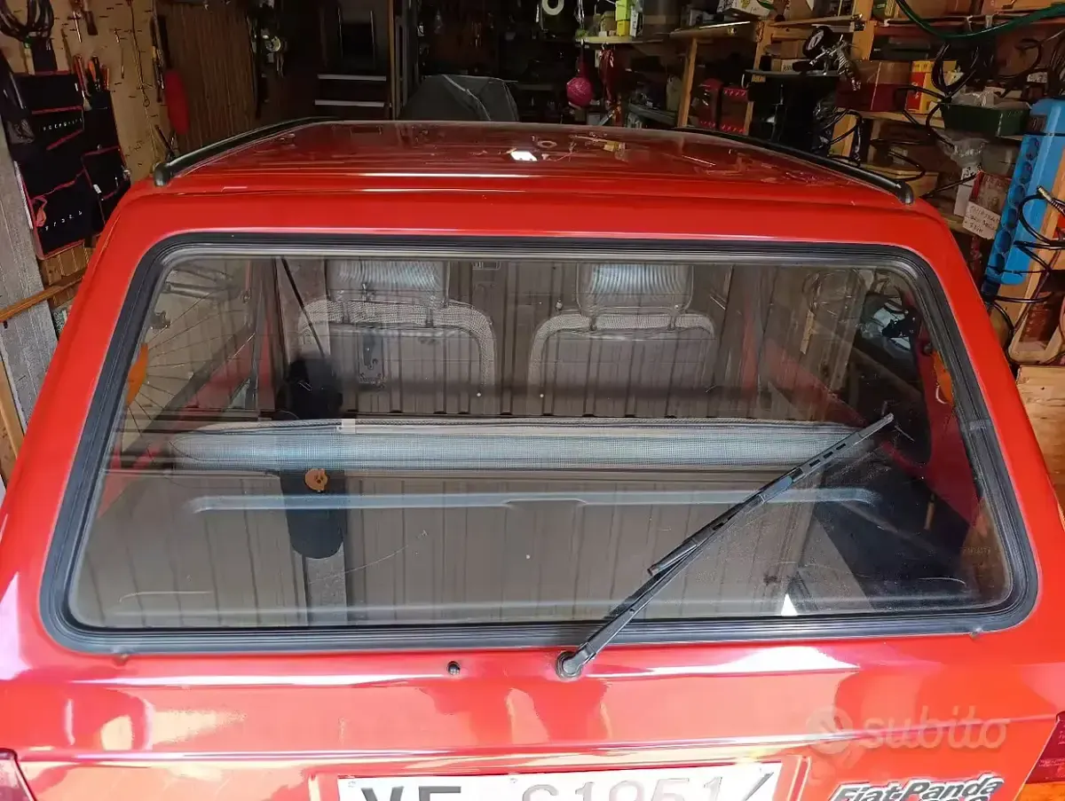Usata Fiat Panda 30 CV (22 kW) 1986 Rosso Utilitaria