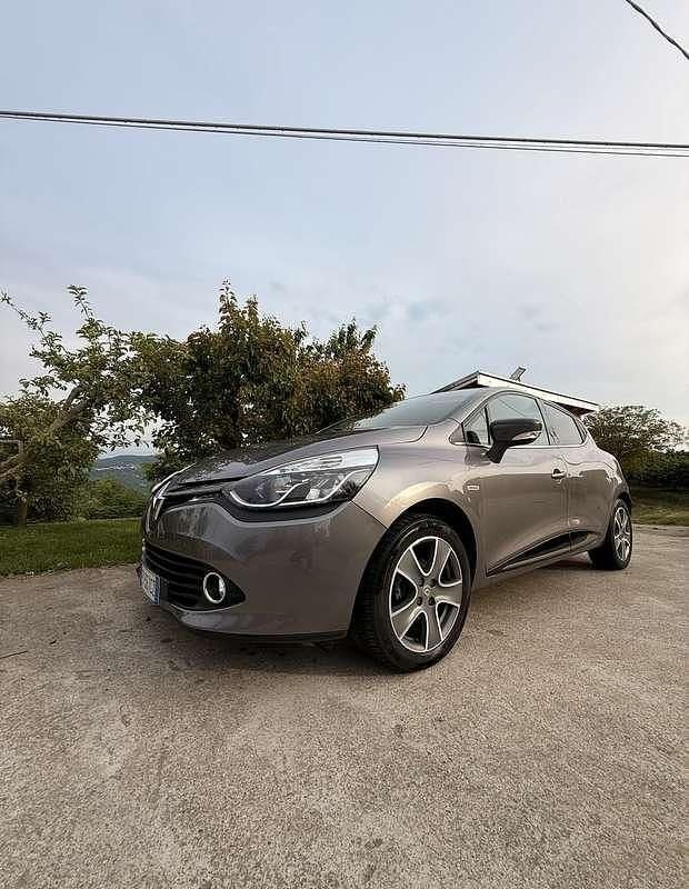 Usata Renault Clio IV 90 CV (66 kW) 2015 Berlina