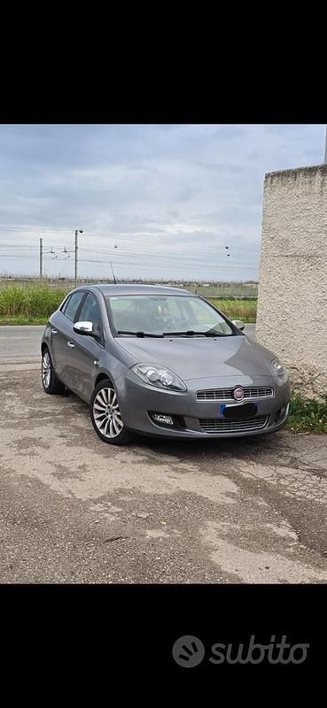 Usata Fiat Bravo 120 CV (88 kW) 2010 Grigio Utilitaria