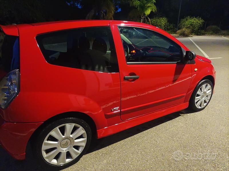 Usata Citroën C2 125 CV (91 kW) 2005 Rosso Utilitaria