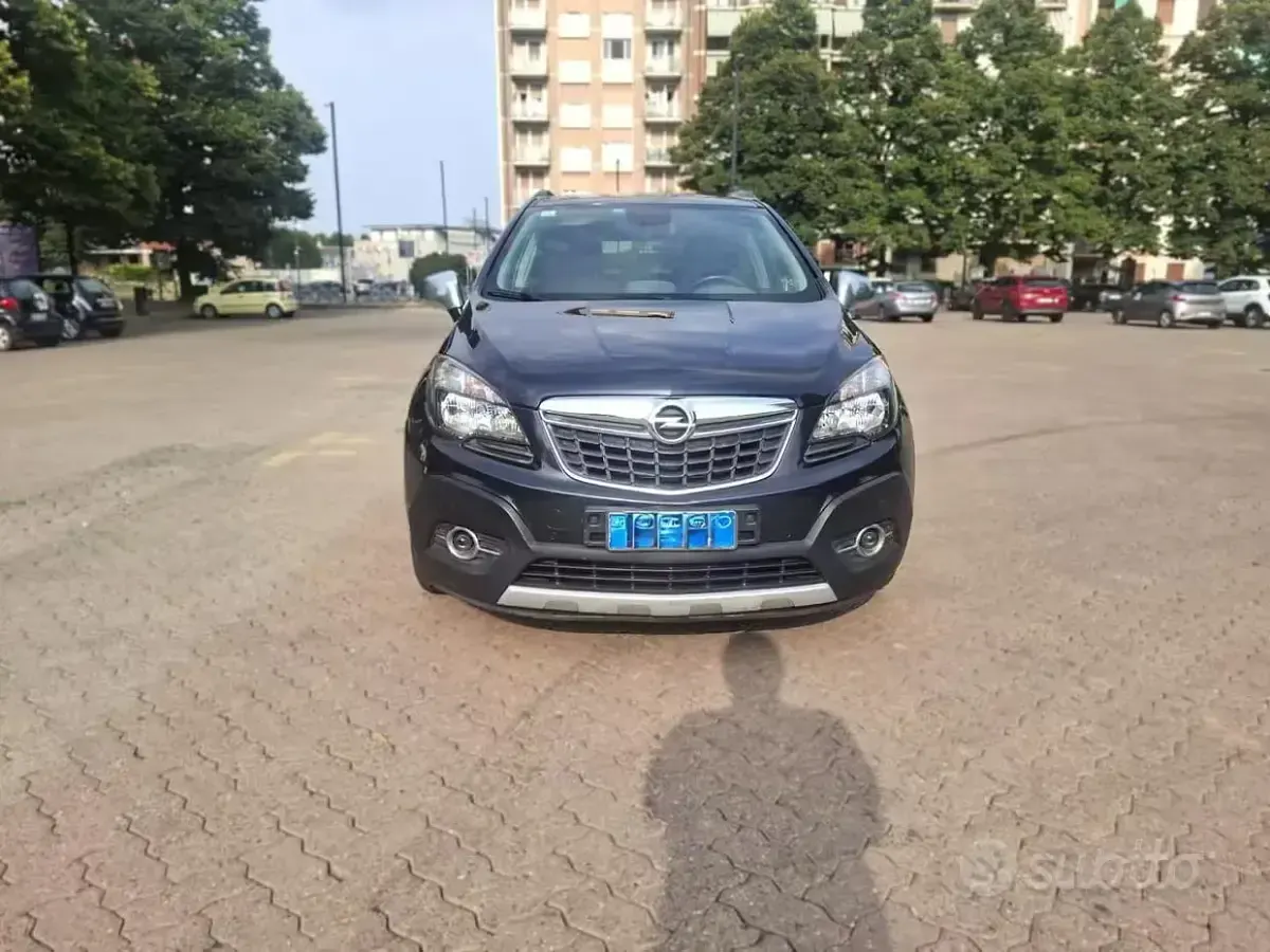 Usata Opel Mokka 140 CV (102 kW) 2015 Nero SUV