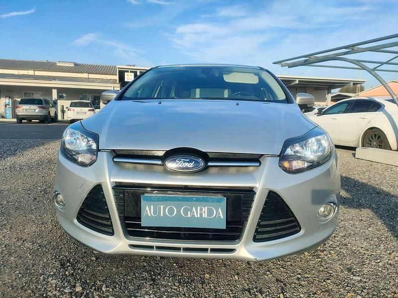 Usata Ford Focus Titanium 116 CV (85 kW) 2013 Argento Station wagon