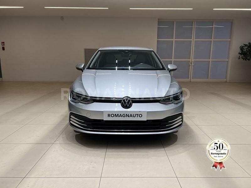 Usata VW Golf VIII Style 150 CV (110 kW) 2021 Argento Utilitaria
