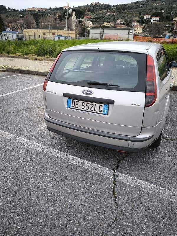 Usata Ford Focus Zetec 116 CV (85 kW) 2006 Station wagon