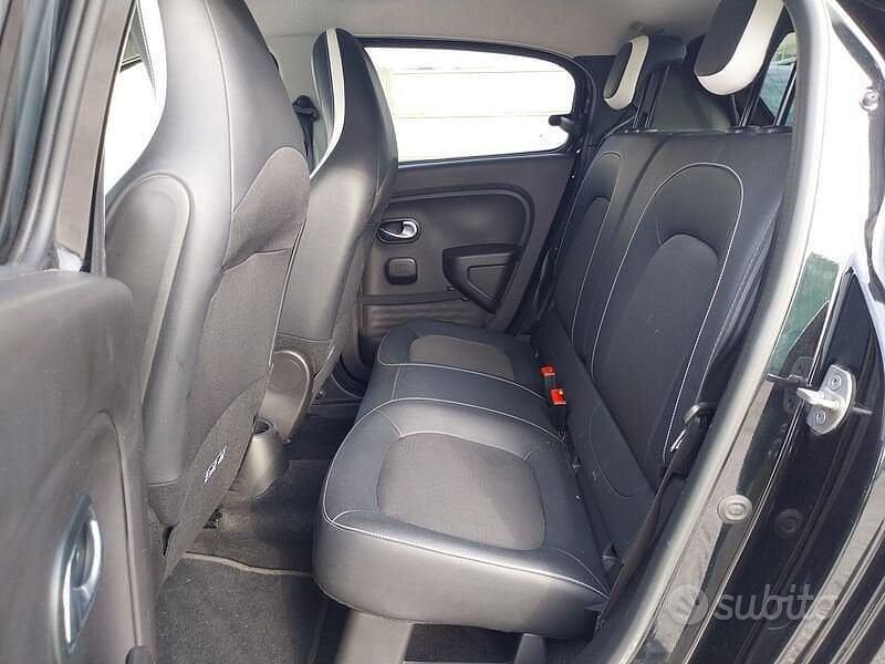Gebraucht Renault Twingo Urban Night 60 kW (82 PS) 2023 Schwarz Kleinwagen