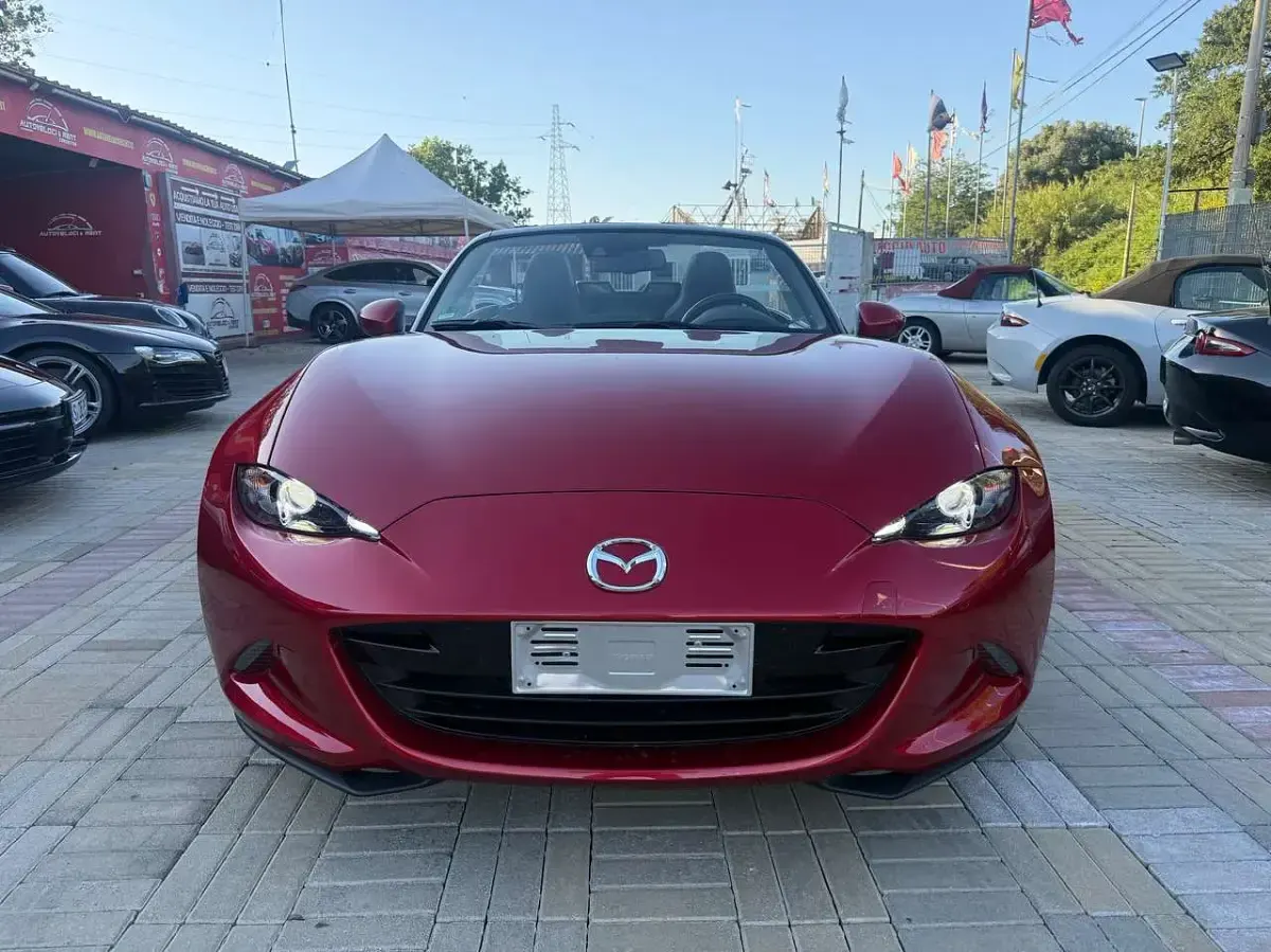 Usata Mazda MX5 Sports-Line 160 CV (117 kW) 2016 Other Cabrio