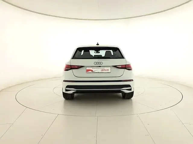 Usata Audi A3 Advanced Plus 116 CV (85 kW) 2025 Bianco ghiacciaio metallizzato Berlina