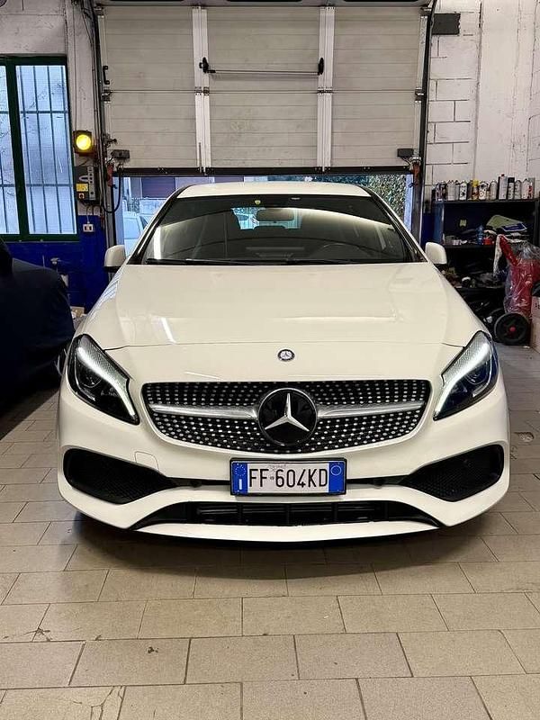Usata Mercedes A160 Premium 102 CV (75 kW) 2016 Other Berlina