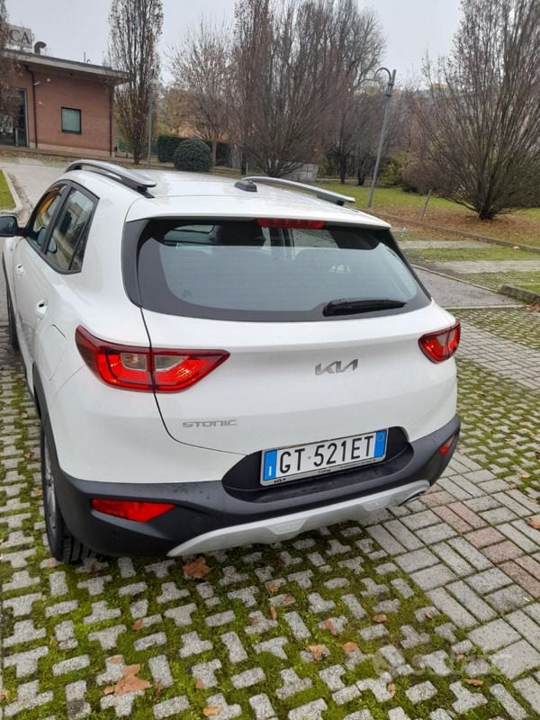 Usata Kia Stonic 84 CV (61 kW) 2024 Bianco SUV