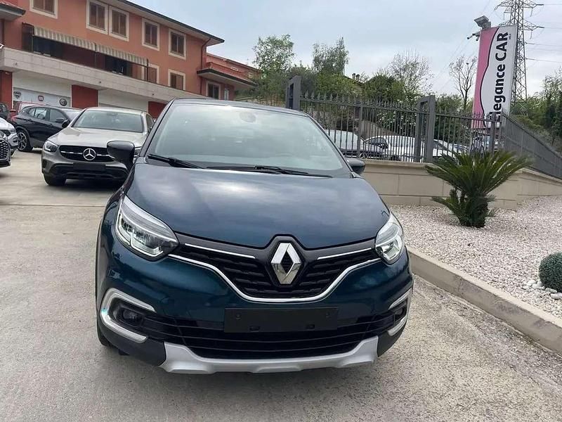 Usata Renault Captur 90 CV (66 kW) 2019 Blu/azzurro SUV