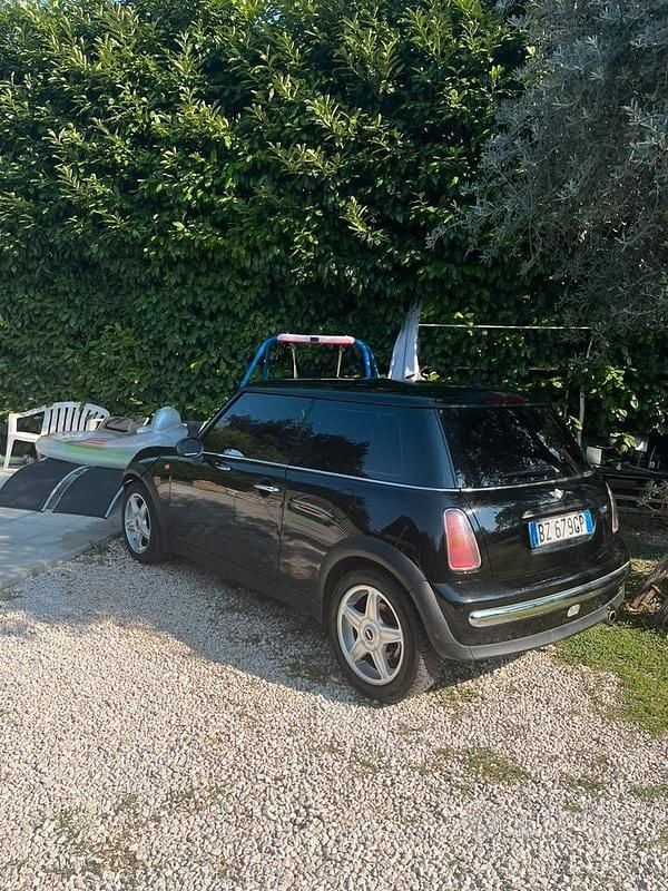Usata Mini ONE 116 CV (85 kW) 2003 Nero Utilitaria