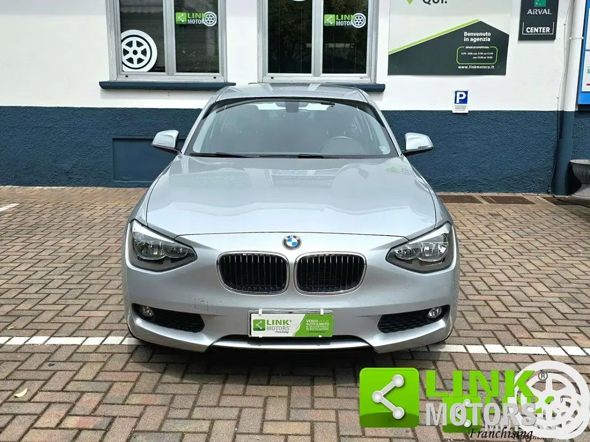Usata BMW 116 116 CV (85 kW) 2014 Argento Utilitaria