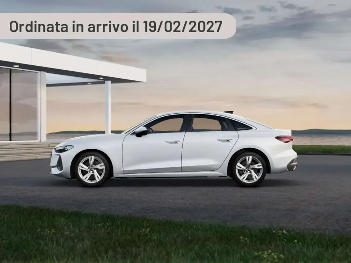 Usata Audi A5 Advanced 204 CV (150 kW) 2024 Argento Coupé