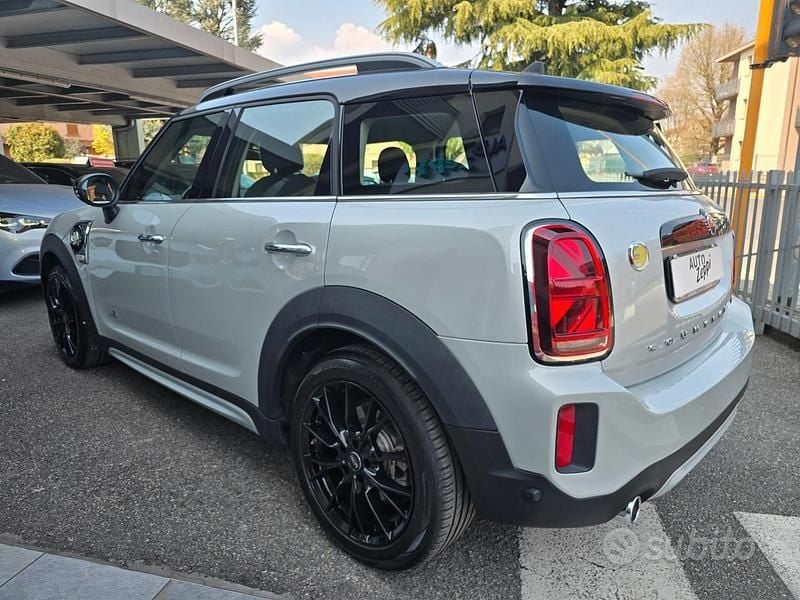 Usata Mini Cooper S Countryman 125 CV (91 kW) 2021 White silver metallic SUV