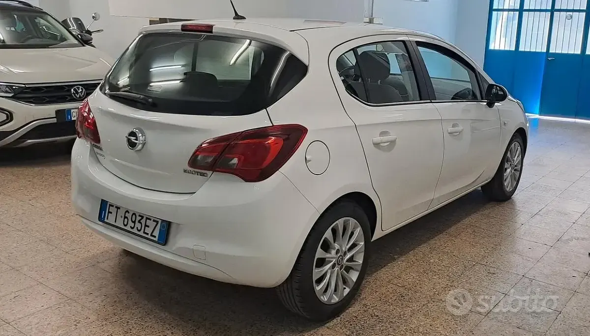 Usata Opel Corsa Innovation 90 CV (66 kW) 2018 Bianco Utilitaria
